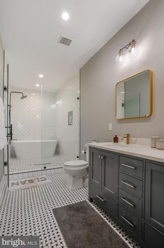 219 Morgan St, Washington DC  20001-1217 exterior