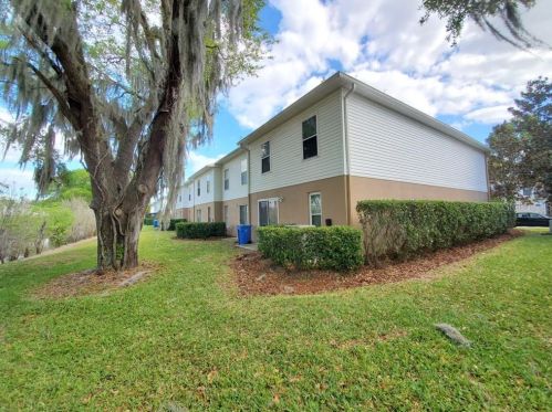 4626 Ashburn Sq Dr, Tampa FL 33610-5952 exterior