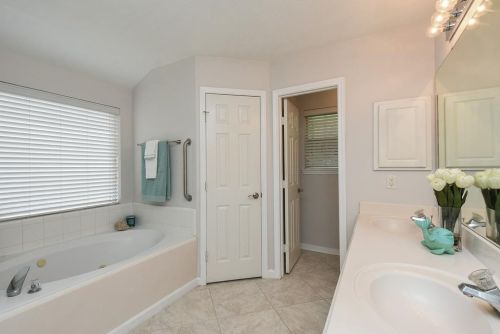 20007 Fieldtree Dr, Humble TX 77338-2347 exterior