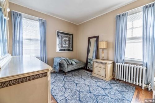 168 Carolina Ave, Irvington NJ 07111-2662 exterior