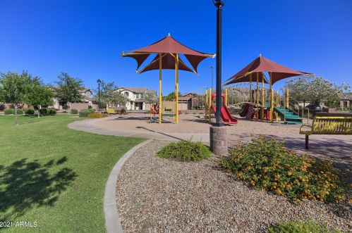 6151 Fresno St, Chandler AZ 85249-5589 exterior