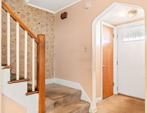 10520 King Dr, Chicago, IL 60628-2806