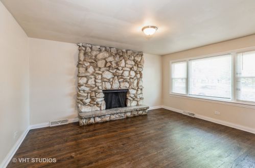 14647 Irving Ave, Dolton, IL 60419-2027