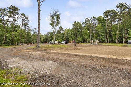 204 Bennetts Mills Rd, Jackson Twp NJ 08527-4260 exterior