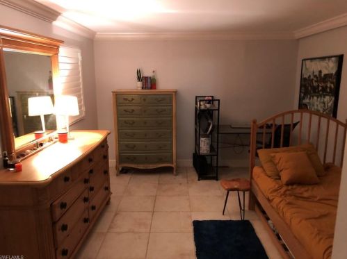 1180 Diana Ave, Naples FL 34103-4845 exterior