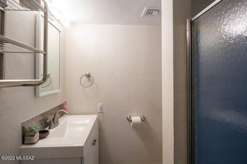 623 3 Ave, Tucson AZ 85705-5750 exterior