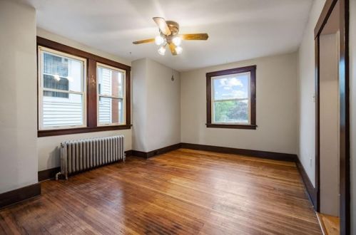 322 Anthony St, Pittsburgh PA  15210-2243 exterior