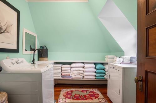 39 Orch Ave, Providence RI 02906-5514 exterior