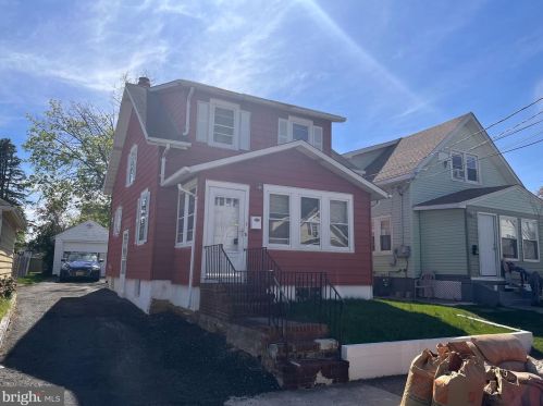 7 Clover Ave, Trenton, NJ 08638-3613