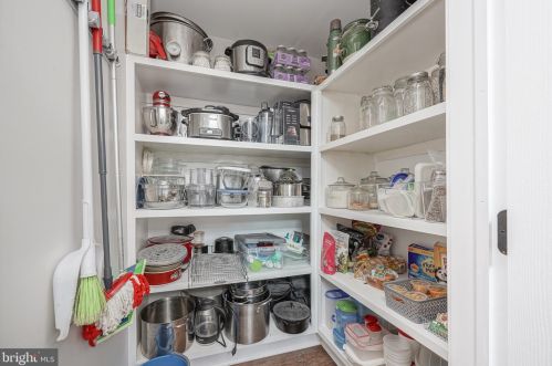 2202 Cumberland St, Philadelphia PA 19125-2204 exterior