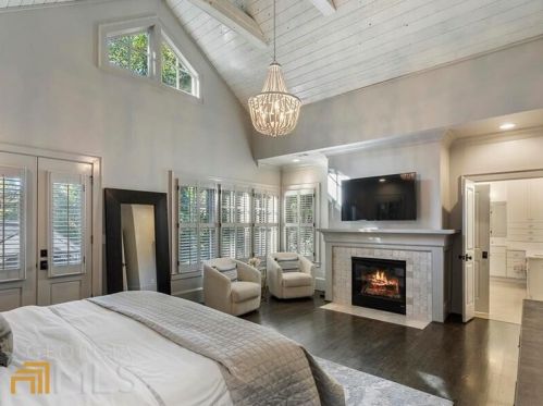 847 Kings Ct, Atlanta GA 30306-3431 exterior