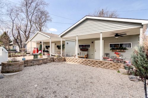 5330 Winnemac Ave, Chicago IL 60706-3407 exterior