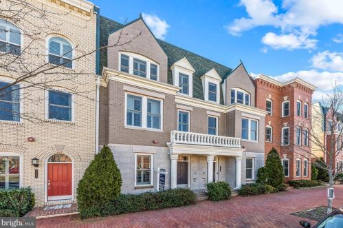 725 Custis Ave, Alexandria VA 22301-1422 exterior