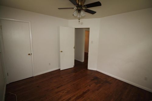 8605 Ardelia Ave, Saint Louis MO 63114-4439 exterior