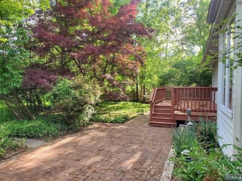 232 Madison Ave, Cresskill NJ  07626-1308 exterior