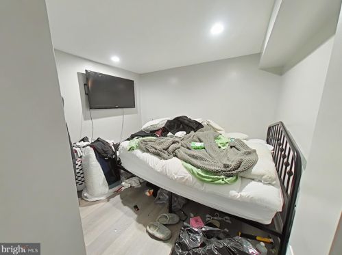 6217 Chestnut, Philadelphia PA 19104-3120 exterior