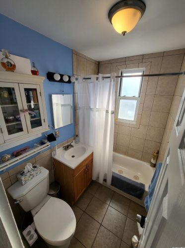 80 Gibson Blvd, Valley Stream NY  11581-2045 exterior