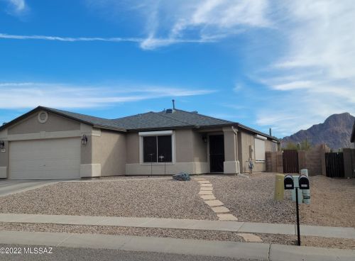 3293 Desert Echo Rd, Tucson, AZ 85735-5133