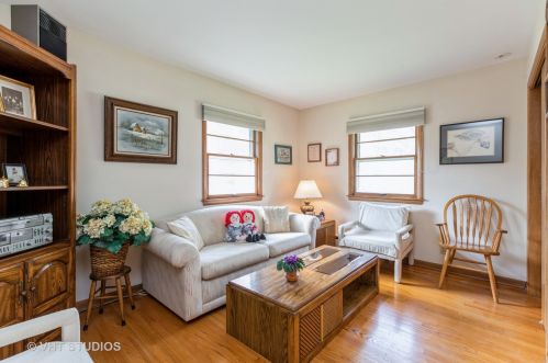 4811 Strong Rd, Bull Valley IL 60014-4560 exterior