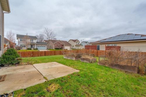 6902 Littlemore Dr, Madison WI  53718-3332 exterior