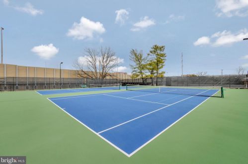 1225 Martha Custis Dr, Alexandria VA 22302-2015 exterior