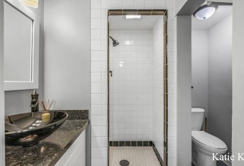 2144 Hall St, Grand Rapids MI 49506-4046 exterior