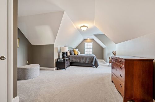 174 Lancaster Ave, Pittsburgh PA  15228-2354 exterior