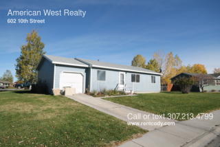 602 10th St, Cody WY  82414-3055 exterior