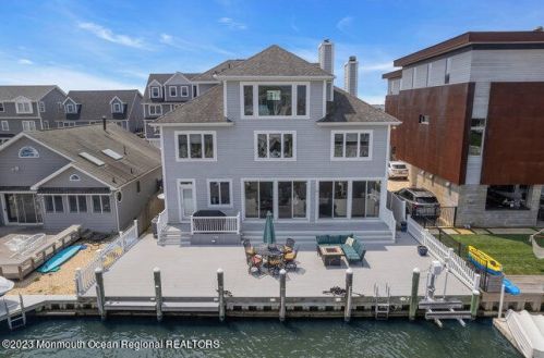 254 Lagoon Rd, Lavallette, NJ 08735-3107