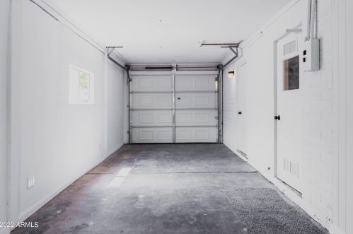 3426 Elm St, Phoenix AZ 85033-1039 exterior