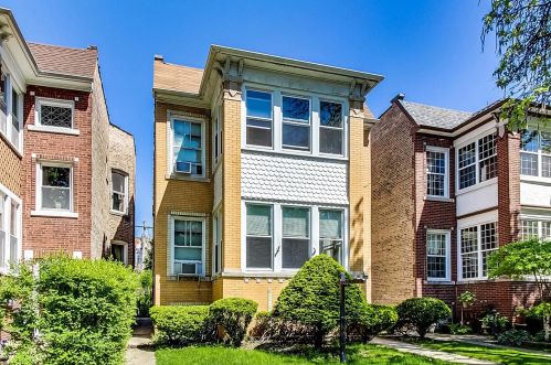 4231 Wolcott Ave, Chicago IL  60613-1017 exterior