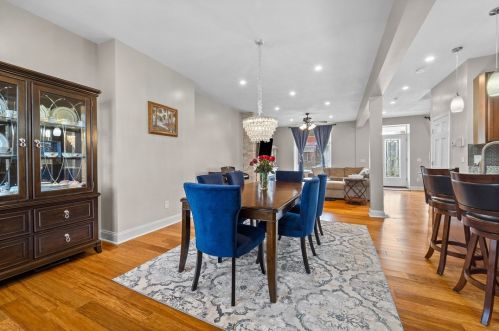 603 Saint Clair St, Pittsburgh PA 15206-3614 exterior