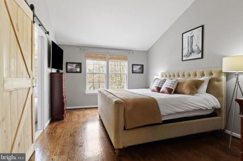 3809 Elbert Ave, Alexandria VA 22305-2042 exterior