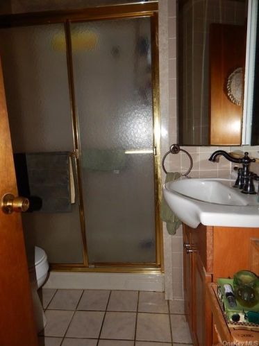 25 Meyer Rd, Middletown NY 10940-7452 exterior