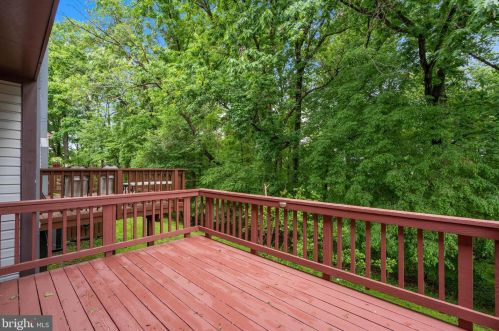 1633 Hugo Cir, Silver Spring MD 20906-5922 exterior