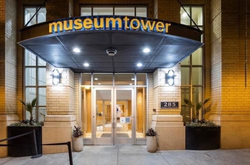 285 Centennial Olympic Park Dr, Atlanta GA  30313-1827 exterior