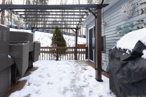 386 Scoville Hl Rd, Torrington CT 06791-1012 exterior