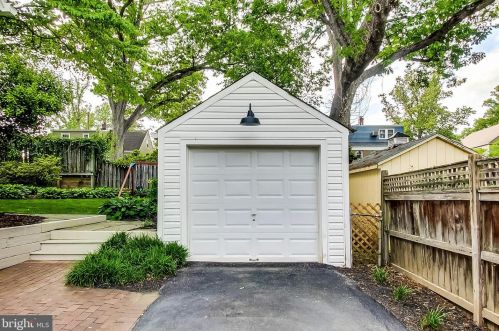 10604 Lorain Ave, Silver Spring MD  20901-1510 exterior