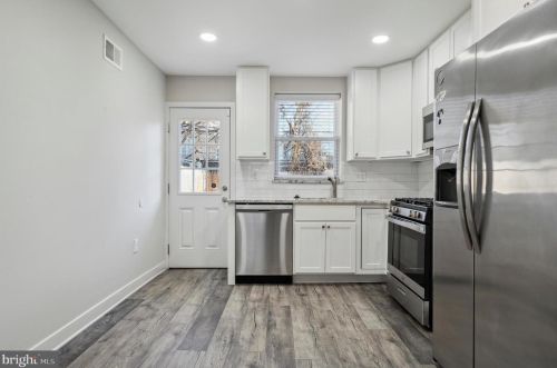 1313 29 St, Philadelphia PA 19121-4503 exterior