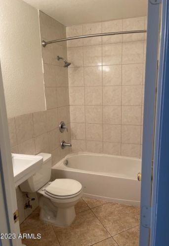 9632 12 Ave, Phoenix AZ 85021-3006 exterior