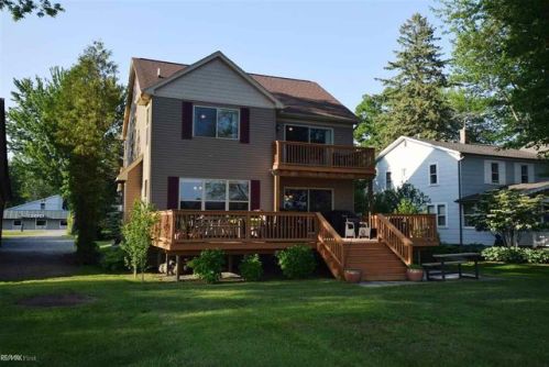 4663 Pointe Tremble Rd, Algonac MI  48001-4355 exterior