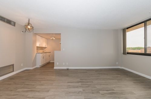 70 Southbridge St, Worcester MA 01608-2000 exterior