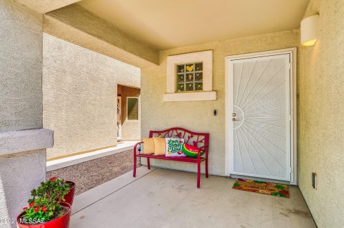 8772 Mugho Pine Trl, Tucson, AZ 85743-7149