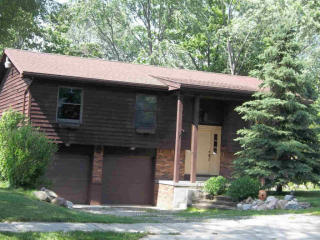 760 Plank St, Rea, MI 48131-1022