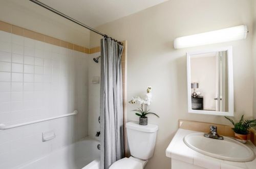 1600 Edsel Dr, Milpitas CA 95035-5931 exterior