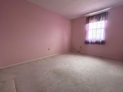 415 Highland Ave, Pittsburgh PA 15206-4233 exterior