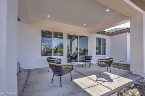 6434 12 St, Phoenix AZ 85086-4804 exterior