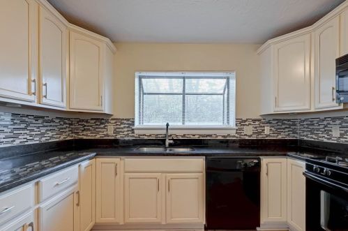 4331 Meadow Springs Dr, Humble TX 77339-1859 exterior