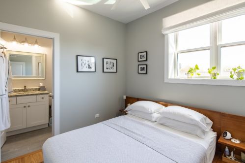 4145 Oakley Ave, Chicago IL 60636-3631 exterior