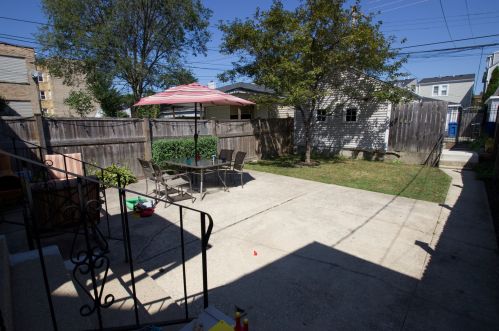 3033 Spaulding Ave, Chicago IL 60618-6808 exterior